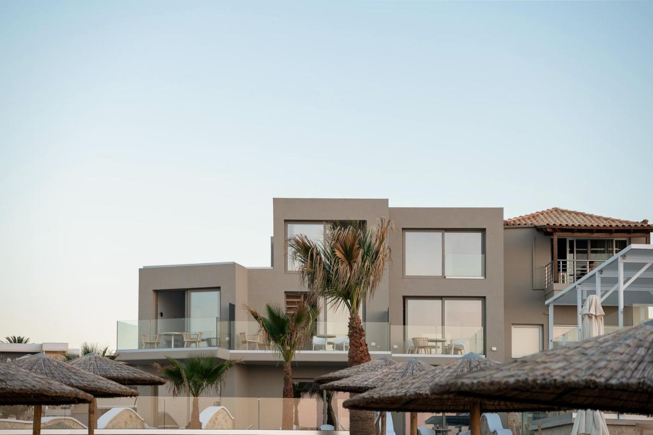 Vergina Beach Hotel Agia Marina エクステリア 写真