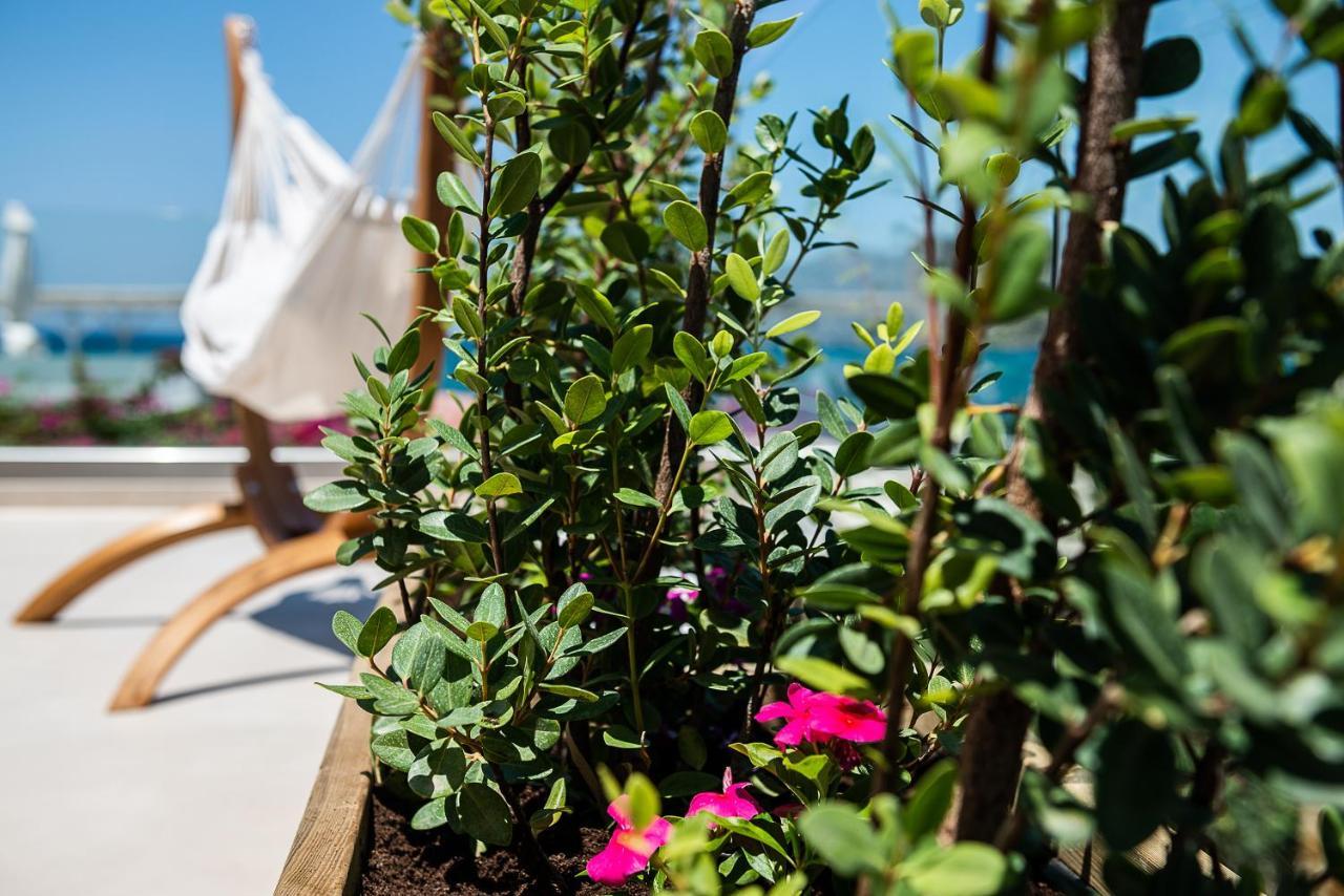 Vergina Beach Hotel Agia Marina エクステリア 写真