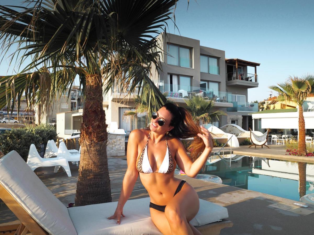 Vergina Beach Hotel Agia Marina エクステリア 写真