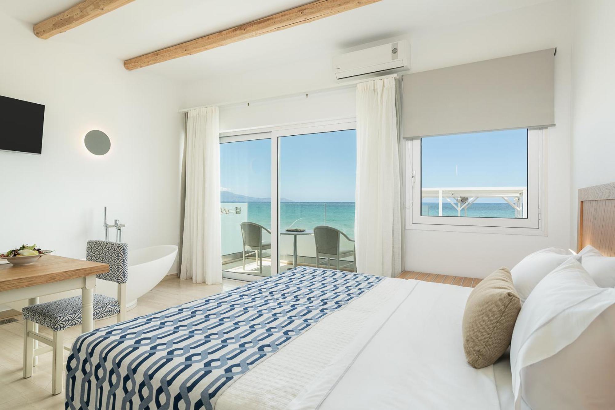 Vergina Beach Hotel Agia Marina 部屋 写真