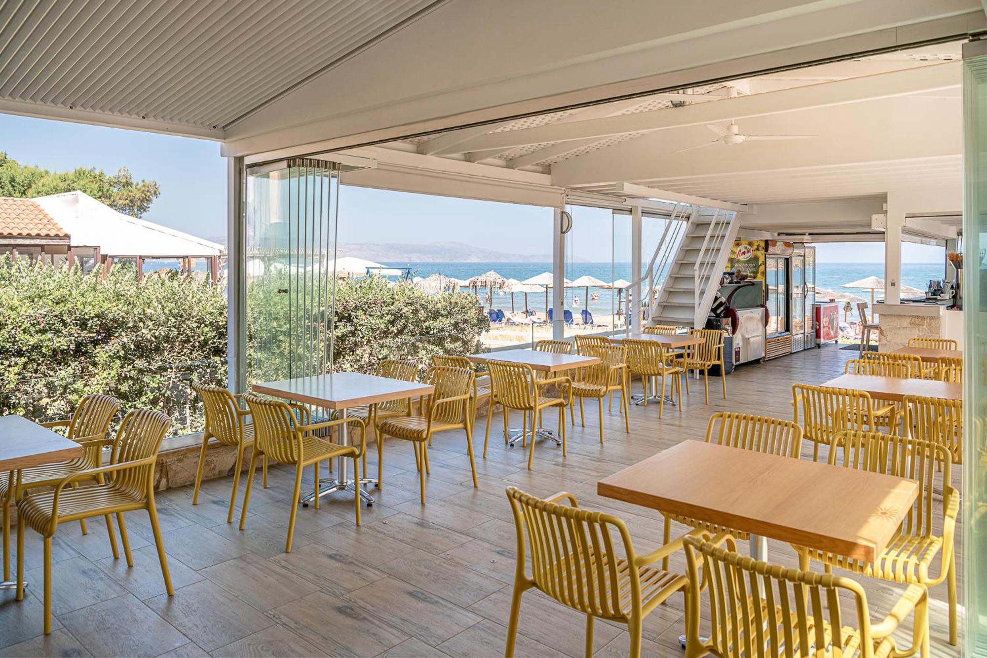 Vergina Beach Hotel Agia Marina エクステリア 写真